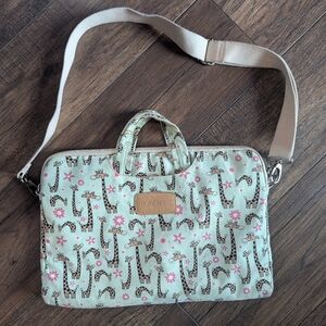 Dachee Multicolor Giraffe Print Laptop Bag - Pockets & Adjustable Shoulder Strap